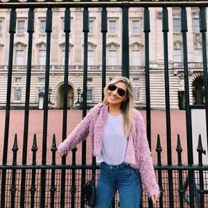 Meet your Posher, Catherine